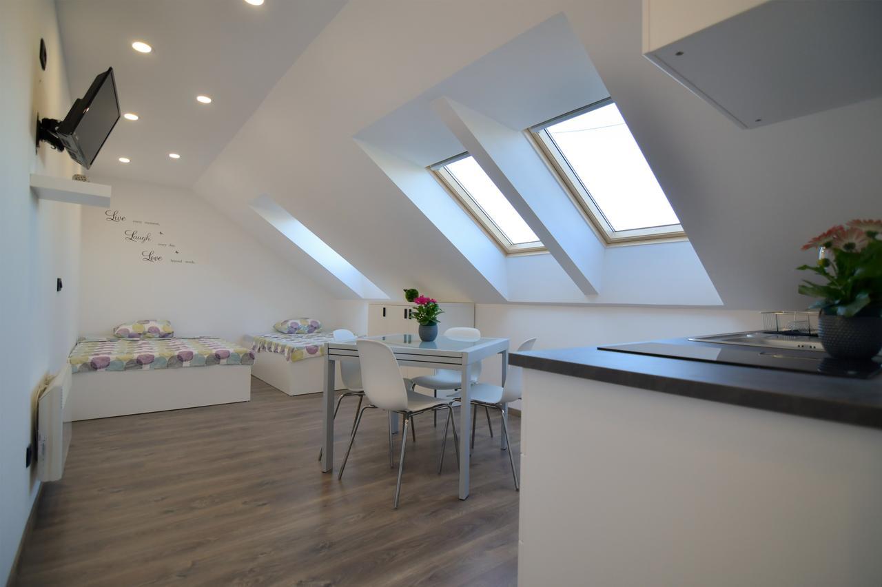 Apartment Harmony Ljubljana Buitenkant foto