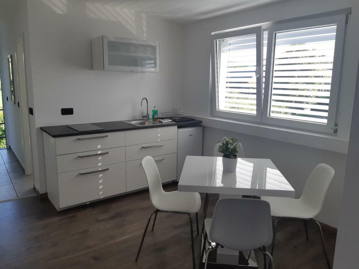 Apartment Harmony Ljubljana Buitenkant foto