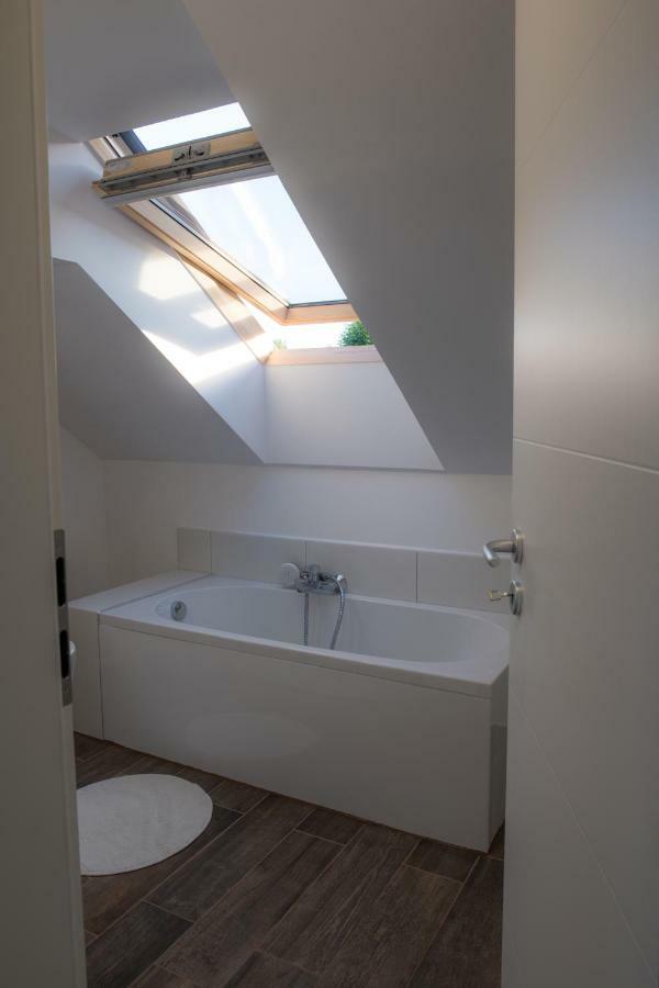 Apartment Harmony Ljubljana Buitenkant foto